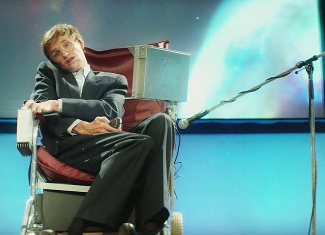 Eddie Redmayne chuẩn bị vai The Theory of Everything